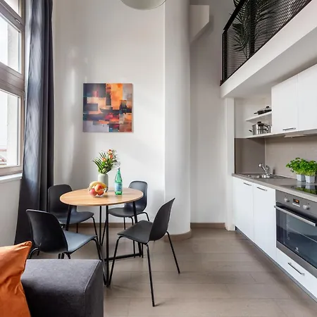 Cozy Near Krizikova Metro *
